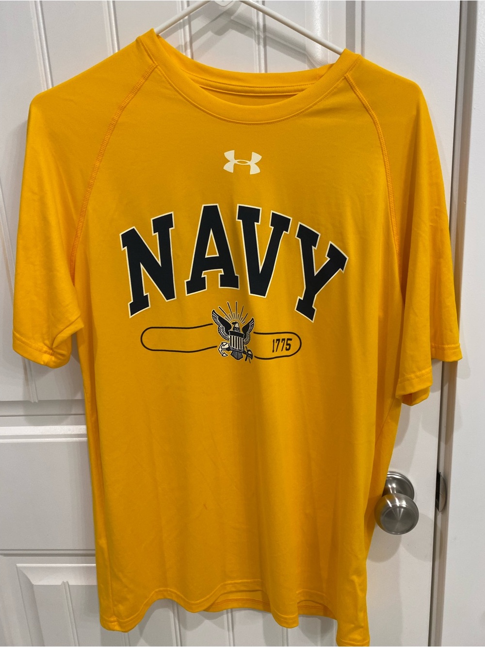 Under Armour Gold NAVY Short-Sleeve Performance Tee